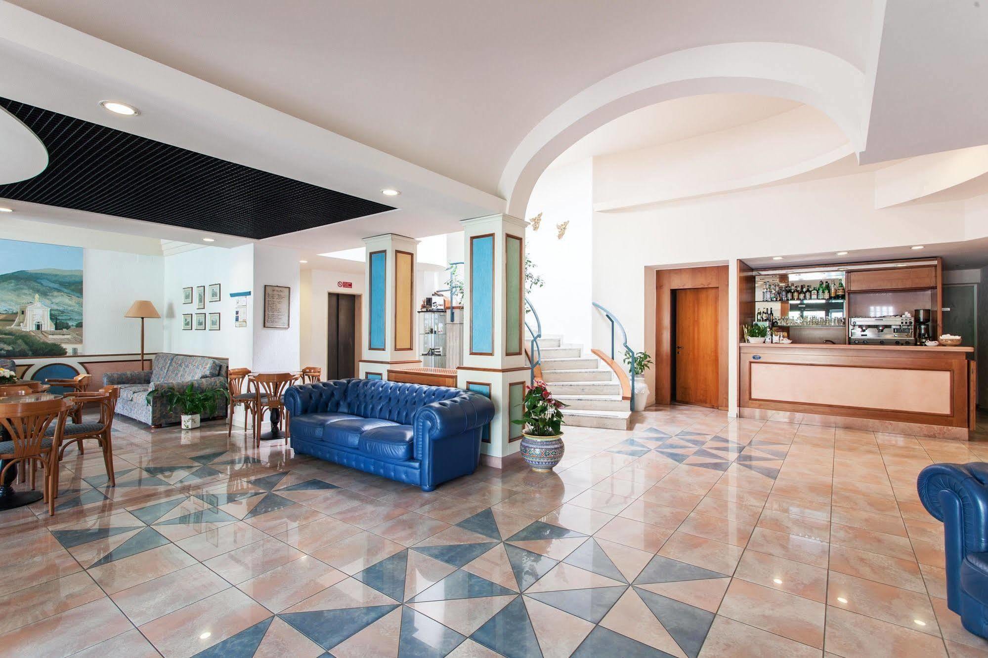 Hotel Los Angeles Ασίζη Εξωτερικό φωτογραφία